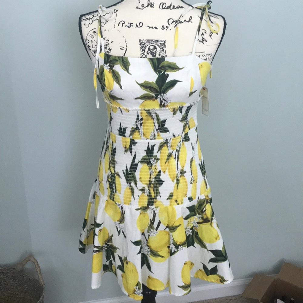 Lemon dress
